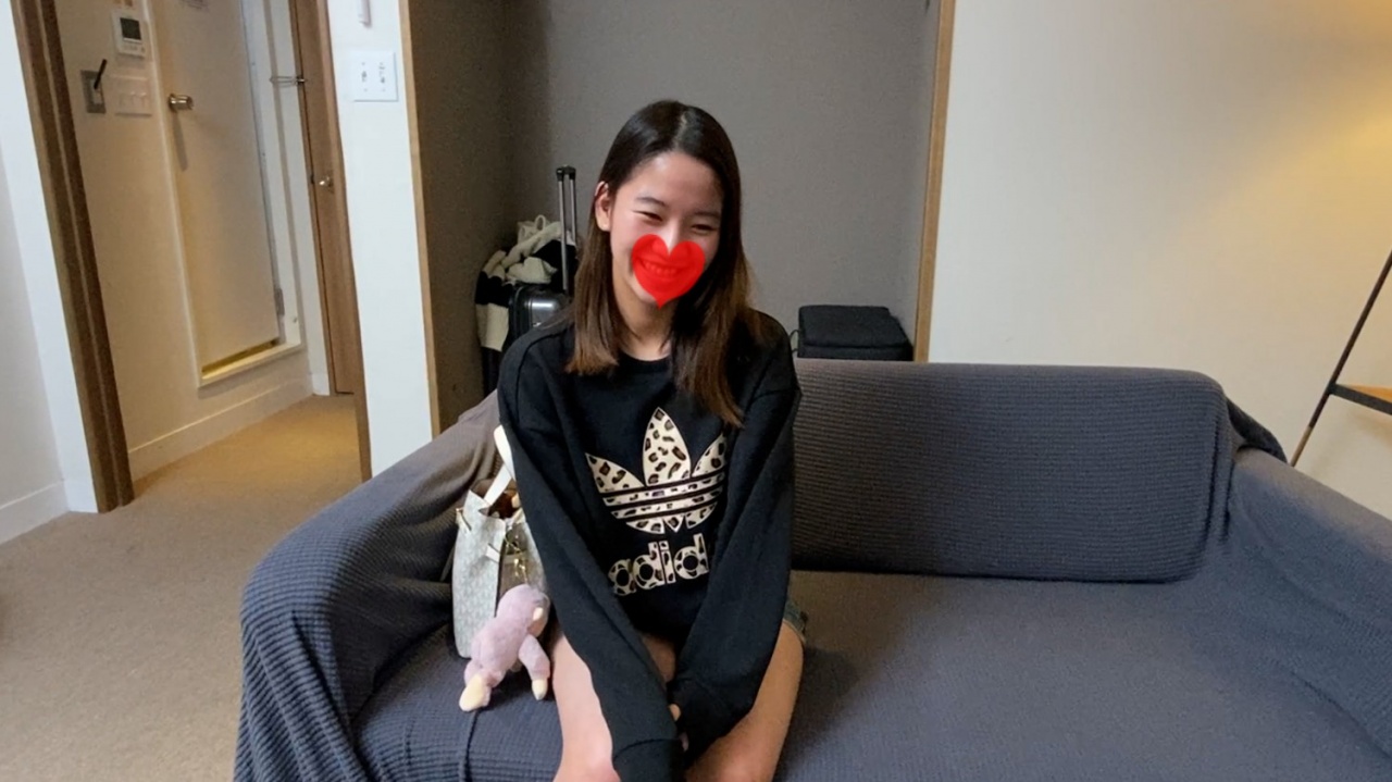 FC2PPV 4676142 A Petite 19-Year-Old Married Woman Who Looks Like Ao〇Yu And Loves Blowjobs♡ A Masochistic Perverted Woman Who Teases The Back Of Her Throat With Self-Deepthroat And Then Sucks Again With Tears In Her Eyes♡